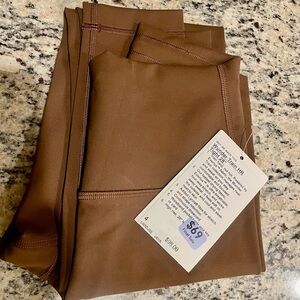 Lululemon Wunder Train HR Tight 28" NWT